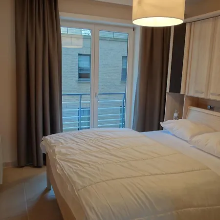 Casino C With Frontal View Apartment *