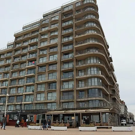 Casino C With Frontal View Apartment *